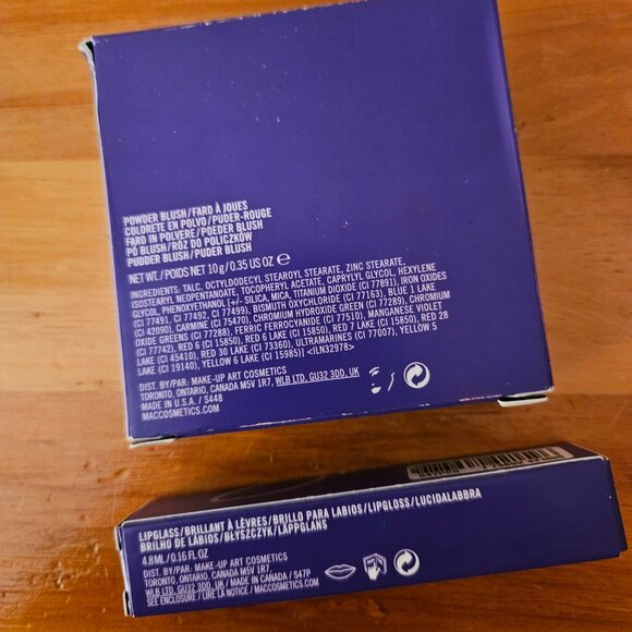 MAC Selena Blush And Lipgloss - Picture 3 of 4